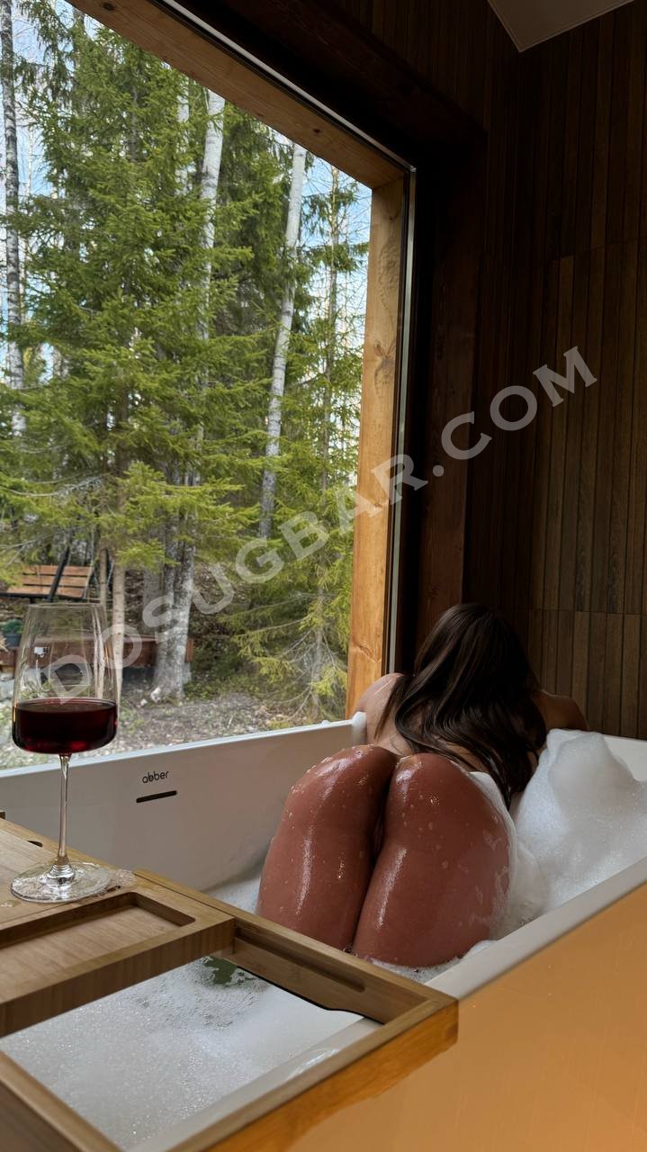 Интернетте үйдегі орыс мобильді порносын қараңыз Плюс өлшемді әйелдердің пейнюардағы фотосуреттері